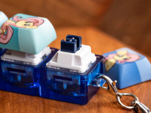 Keycap fidget bases